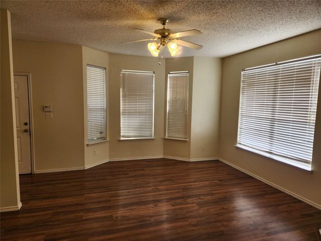3001 Newport Avenue, Denton, TX 76209