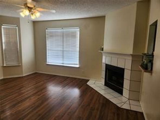 3001 Newport Avenue, Denton, TX 76209