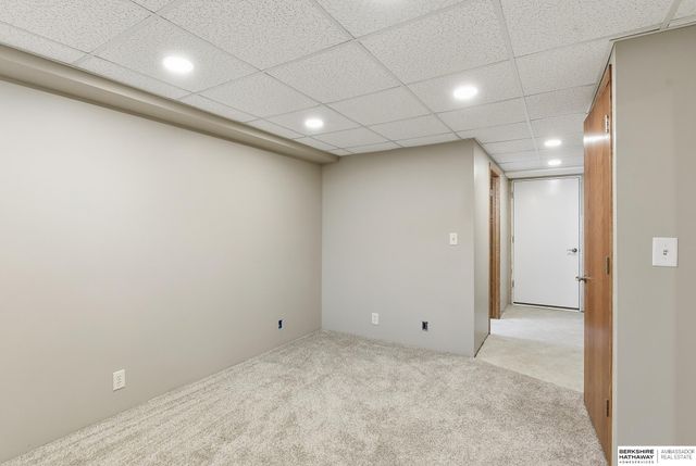 9323 Fowler Avenue, Omaha, NE 68134