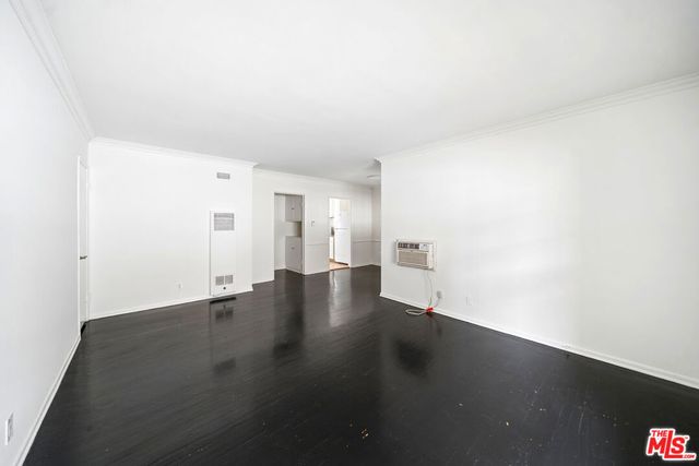 1051 S Holt E, Los Angeles, CA 90035