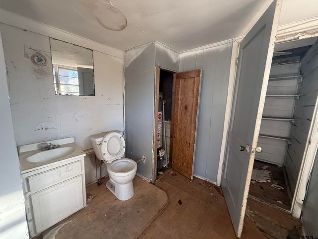 923 Britton Ave, Tyler, TX 75701