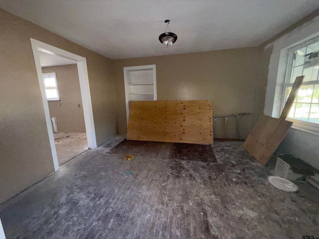 923 Britton Ave, Tyler, TX 75701