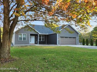 1932 County Road D, Swanton, OH 43558