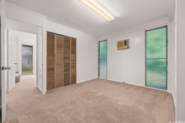 3296 Pinaoula Street, Honolulu, HI 96822