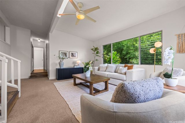 3296 Pinaoula Street, Honolulu, HI 96822