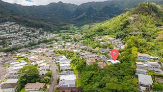3296 Pinaoula Street, Honolulu, HI 96822