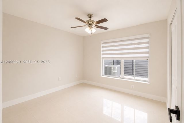 16354 SW 48th Ter, Miami, FL 33185