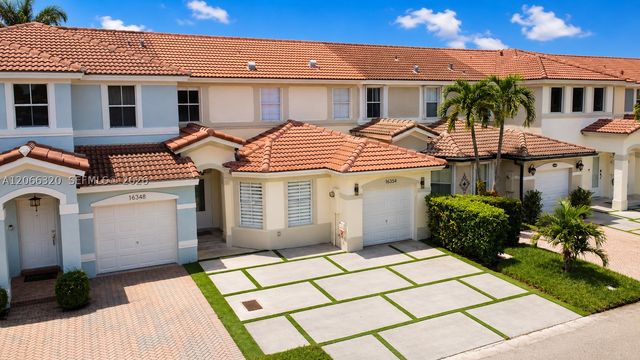 16354 SW 48th Ter, Miami, FL 33185