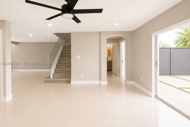 16354 SW 48th Ter, Miami, FL 33185