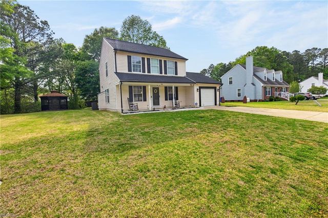 817 Haskins DR, Suffolk, VA 23434