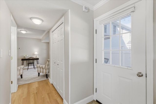 124 Clear Pond Dr 124, Walpole, MA 02081