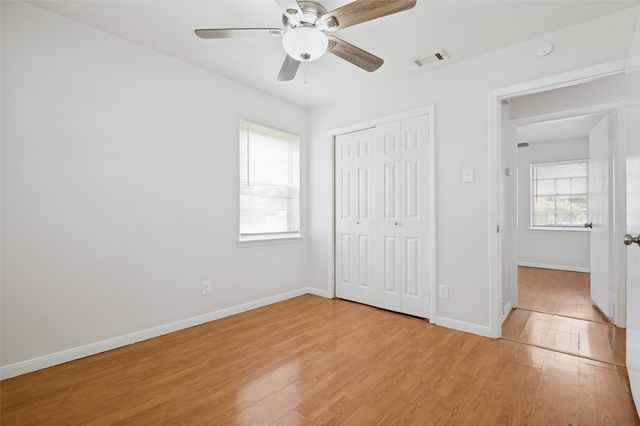 2524 Suffolk Lane, Lancaster, TX 75134