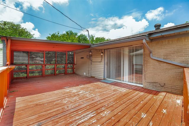 2524 Suffolk Lane, Lancaster, TX 75134