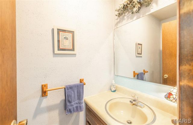 10815 Timber Drive, Rolla, MO 65401