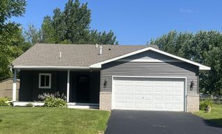 1300 Honeysuckle Lane SE, Cambridge, MN 55008