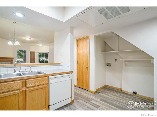 950 52nd Ave Ct 2, Greeley, CO 80634