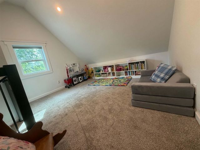414 High Street, Marshall, MI 49068
