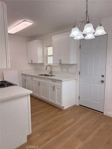 15211 S Gibson, Compton, CA 90221