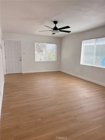 15211 S Gibson, Compton, CA 90221