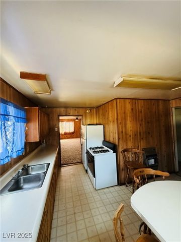 405 Parker Avenue, Ely, NV 89301