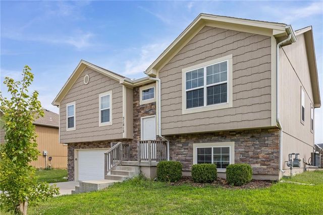 31815 W 171st Street, Gardner, KS 66030