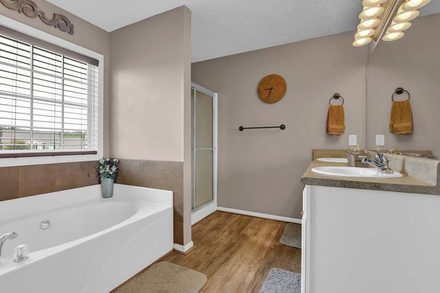 688 Country Grove Lane, Auburn, GA 30011
