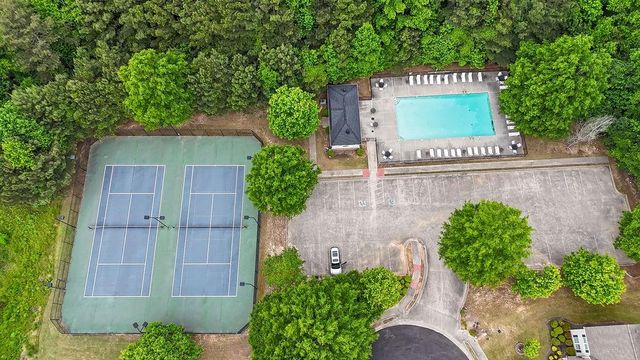 688 Country Grove Lane, Auburn, GA 30011