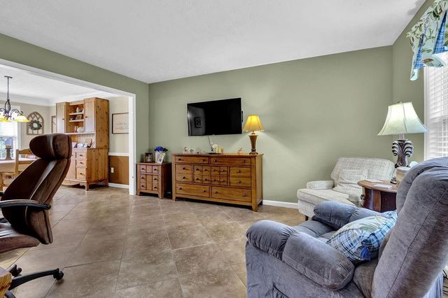 688 Country Grove Lane, Auburn, GA 30011