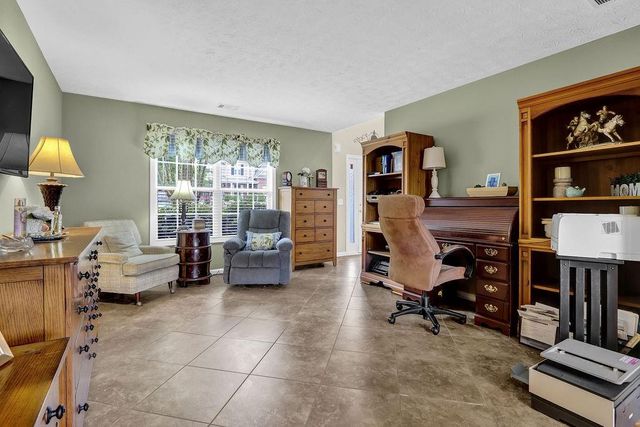 688 Country Grove Lane, Auburn, GA 30011