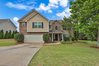 688 Country Grove Lane, Auburn, GA 30011