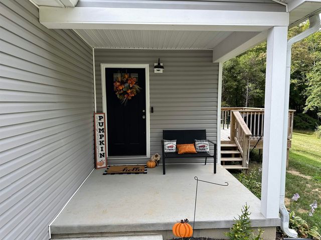 58 SHERWOOD LANE, Bedford, IN 47421