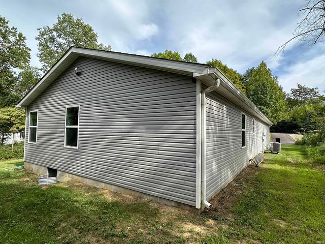 58 SHERWOOD LANE, Bedford, IN 47421