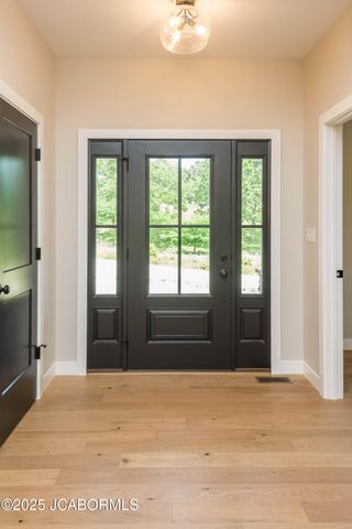 816 FRIENDSHIP ROAD, Jefferson City, MO 65101