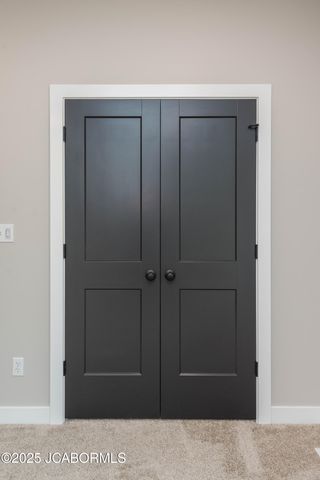 816 FRIENDSHIP ROAD, Jefferson City, MO 65101