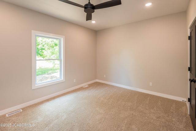 816 FRIENDSHIP ROAD, Jefferson City, MO 65101