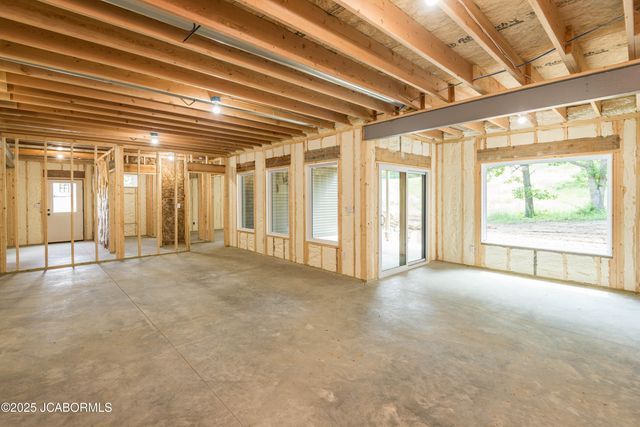 816 FRIENDSHIP ROAD, Jefferson City, MO 65101