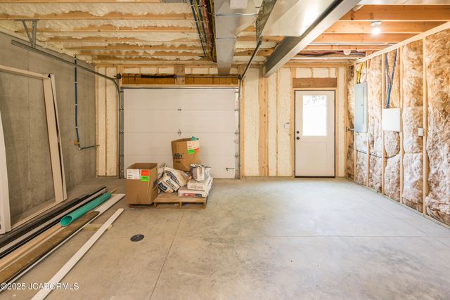 816 FRIENDSHIP ROAD, Jefferson City, MO 65101