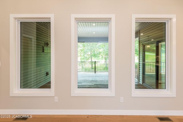 816 FRIENDSHIP ROAD, Jefferson City, MO 65101