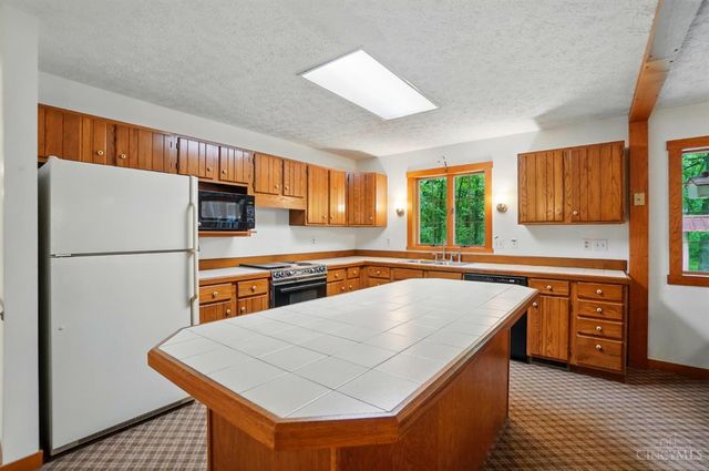 2634 Utica Road, Turtle Creek Twp, OH 45036