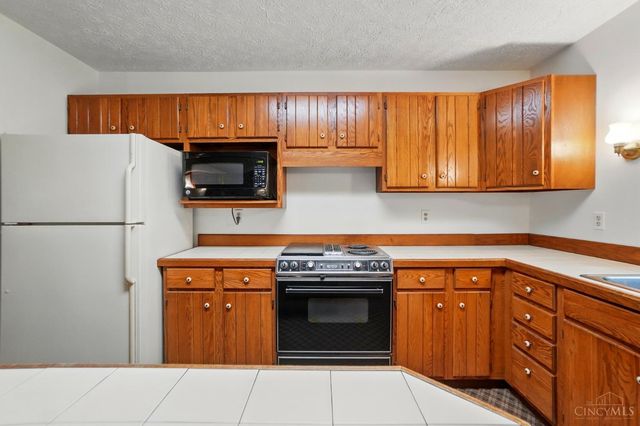 2634 Utica Road, Turtle Creek Twp, OH 45036