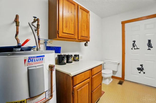 2634 Utica Road, Turtle Creek Twp, OH 45036