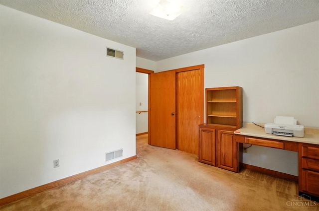 2634 Utica Road, Turtle Creek Twp, OH 45036