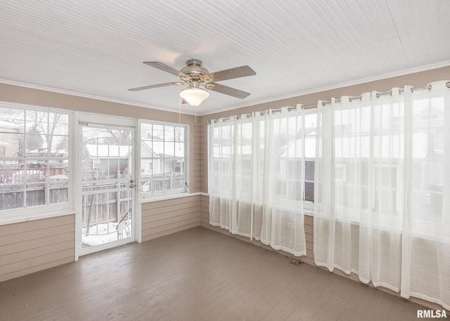 2416 12TH Street, Moline, IL 61265