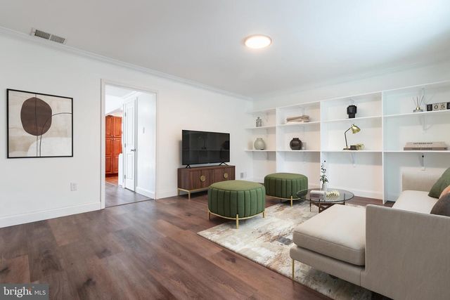 12155 DOVE CIR, Laurel, MD 20708
