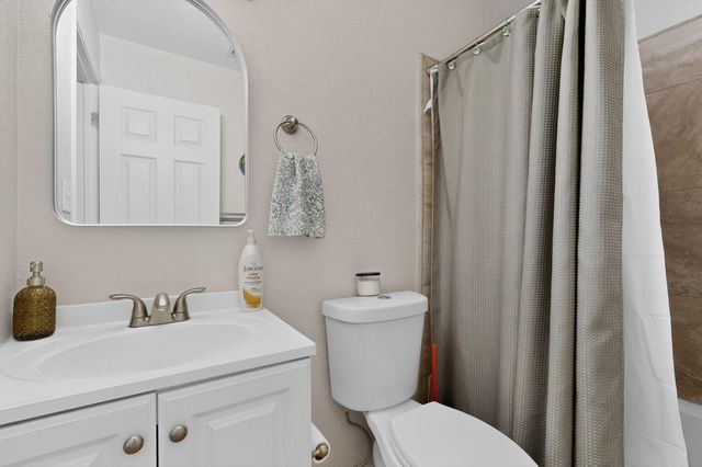 1635 Fornax Road SE, Rio Rancho, NM 87124