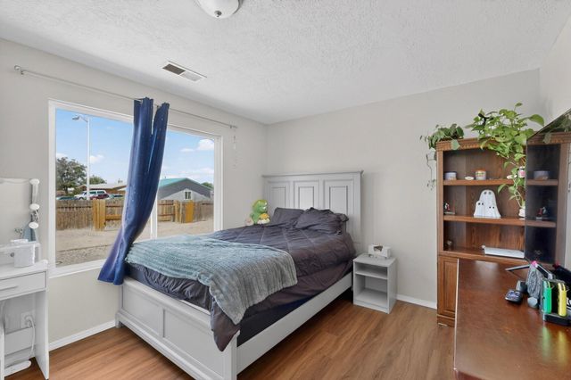 1635 Fornax Road SE, Rio Rancho, NM 87124