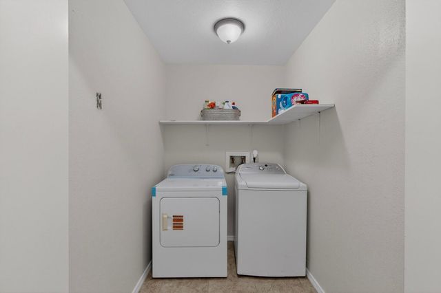 1635 Fornax Road SE, Rio Rancho, NM 87124