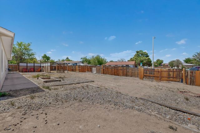 1635 Fornax Road SE, Rio Rancho, NM 87124