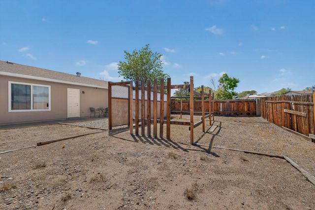 1635 Fornax Road SE, Rio Rancho, NM 87124