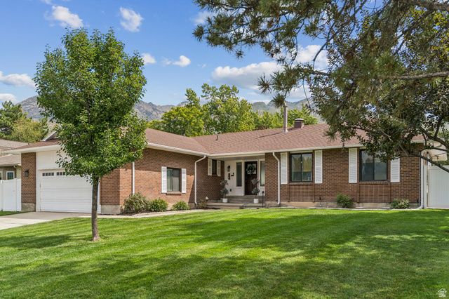 6877 PINEVIEW CIR, Salt Lake City, UT 84121